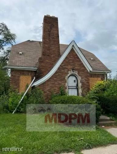 Main picture of 19297 Klinger St