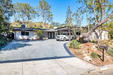 Main picture of 16047 Meadowcrest Rd