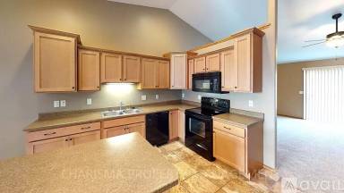 Main picture of 6508-6606 E 45th St Apartments