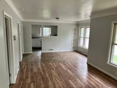 Main picture of 1553 Illinois Ave