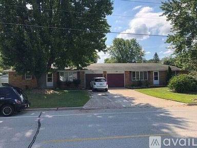 Main picture of 2383 Balsam Way