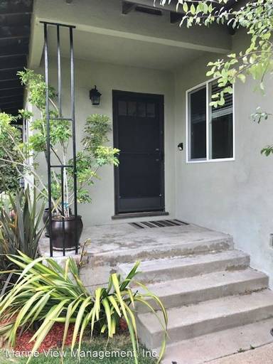 Main picture of 2215 Harriman Ln