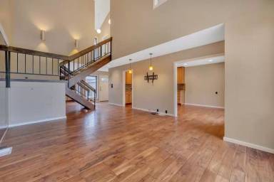 Main picture of 447 Greenbrook Pl
