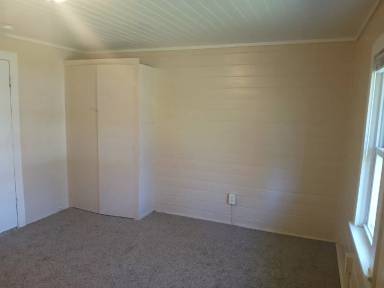 Main picture of 78 Robinson St