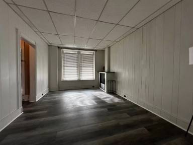 Main picture of 751 Mifflin St