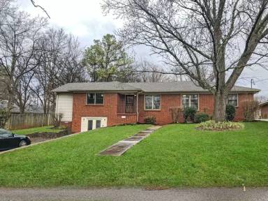 Main picture of 1018 Sawyer Dr