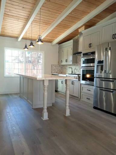 Main picture of 10101 Endfield Way