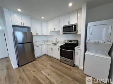 Main picture of 5402 Veloz Ave