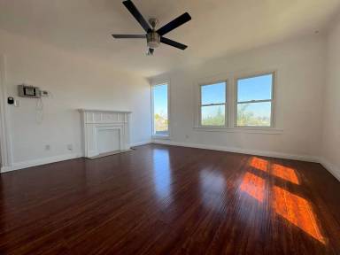 Main picture of 1211 S Hudson Ave