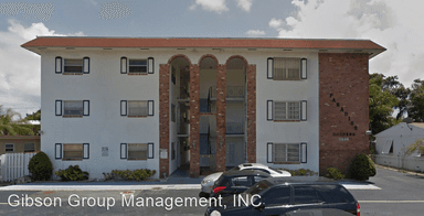 Main picture of 2420 Johnson St