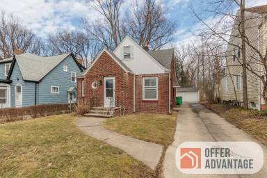 Main picture of 1697 Oakmount Rd