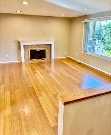 Main picture of 15207 NE 7th Pl