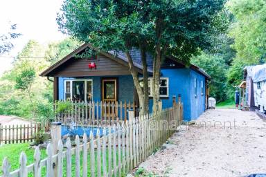 Main picture of 4217 Cruze Rd
