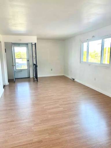 Main picture of 718 Virginia Ave