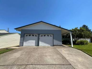 Main picture of 10005 SW Bonnie Brae Dr