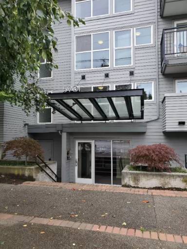 Main picture of 5901 Phinney Ave N