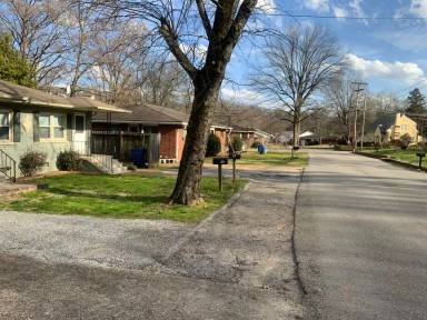 Main picture of 203 Crisman St