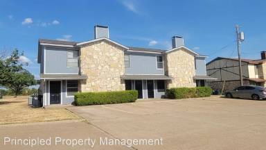 Main picture of 1403 Courtney Pl