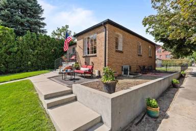Main picture of 5001 W Moncrieff Pl