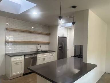 Main picture of 8772 Sumner Pl