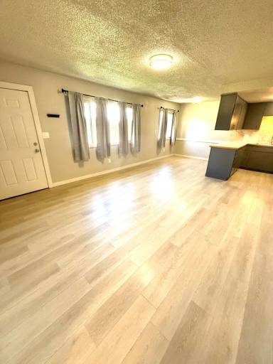 Main picture of 2419 Union St