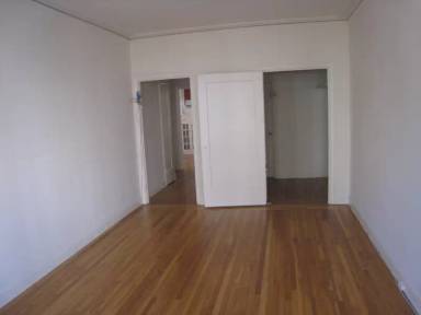 Main picture of 1855 Washington St