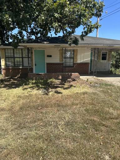 Main picture of 1109 W Long 17th St