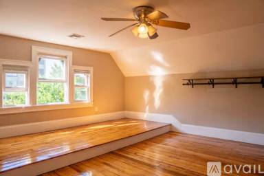 Main picture of 1 Parker Hill Ter