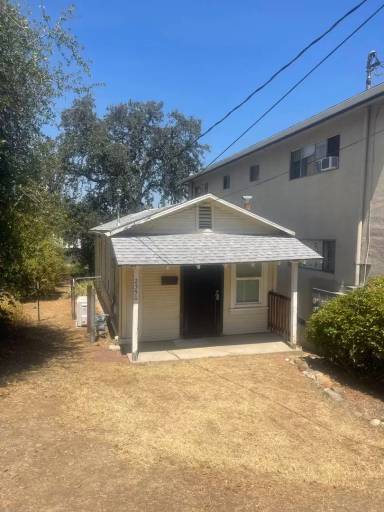 Main picture of 2350 Butte St