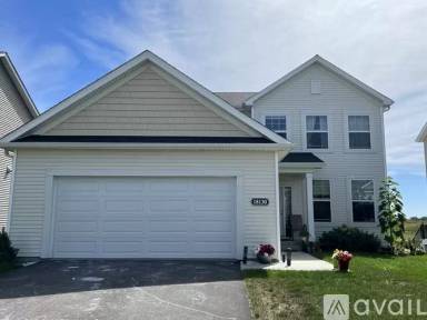 Main picture of 18130 Gladstone Trl