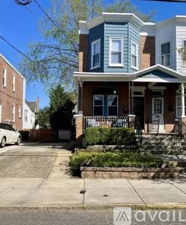 Main picture of 26 E Collings Ave