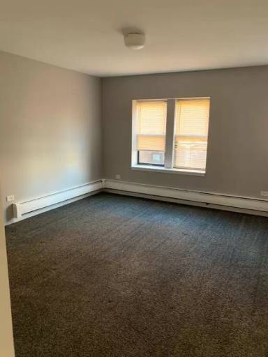 Main picture of 7526 S Kingston Ave