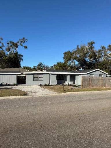 Main picture of 3402 9th Ave W