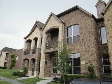 Main picture of 935 Shelby Ln