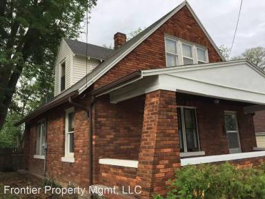 Main picture of 923 Ravenal St