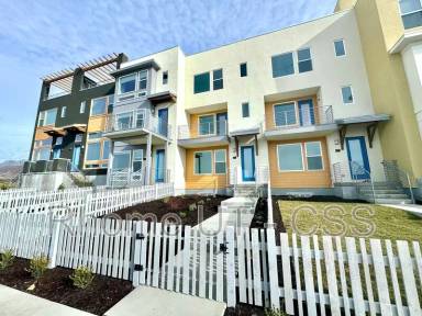 Main picture of 610 N Innovator Dr