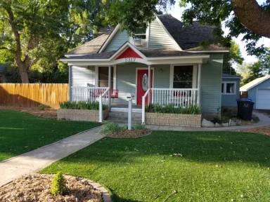 Main picture of 1 E 1st St