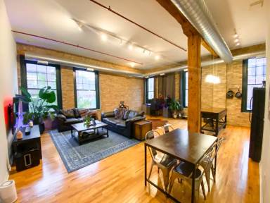 Main picture of 845 W Fulton Market