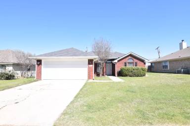 Main picture of 2403 Ledgestone Dr