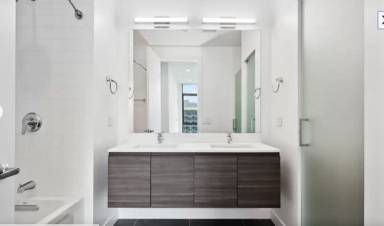 Main picture of 213 W Grand Ave