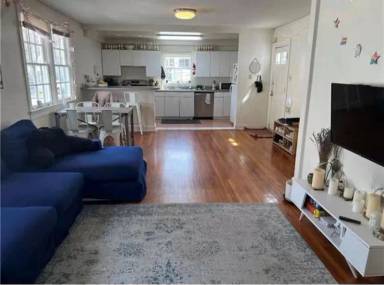 Main picture of 1414 Broadway St