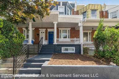 Main picture of 1631 N Robinson St