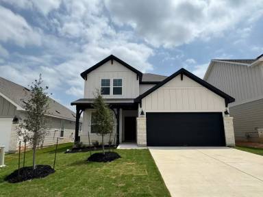 Main picture of 132 Acorn Cir