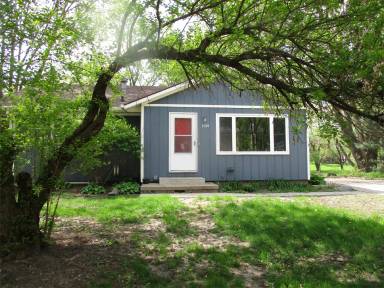 Main picture of 3329 Southdale Dr