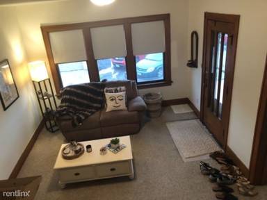 Main picture of 3921 3rd Ave