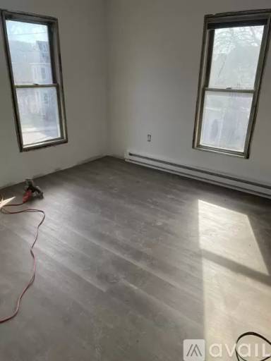 Main picture of 752 Poplar St