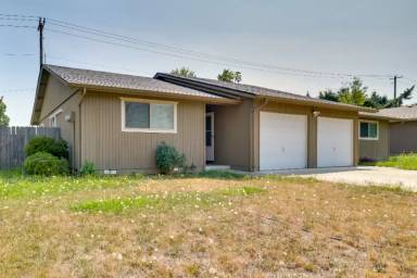 Main picture of 2528 Wintergreen Ave NW