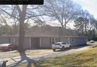 Main picture of 806 E Church St