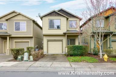 Main picture of 577 SE Heathcliff Ln