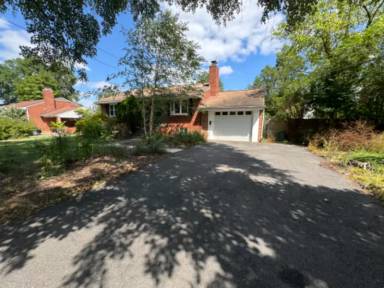 Main picture of 4107 Jewel St
